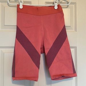 Hi-Rise Biker Shorts